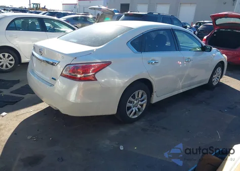 2013 Nissan Altima 2.5 S из США, поврежденный, VIN 1N4AL3APXDN537868